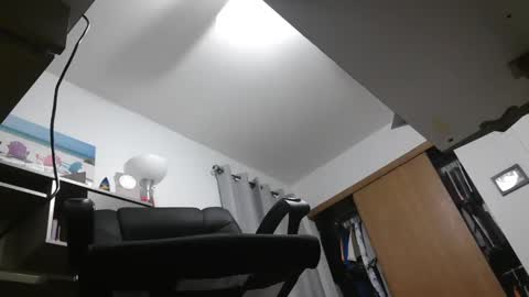 Snapshot of master_thorn chatting on 12.20.24 Master Thorn online show from 12.20.24