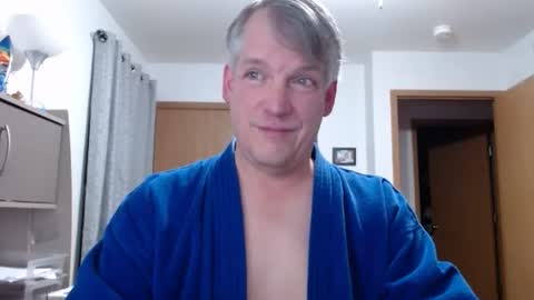 Snapshot of master_thorn chatting on 02.08.25 Master Thorn online show from 02.08.25