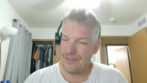 Snapshot of master_thorn chatting on 05.27.26 Master Thorn online show from 05.27.26