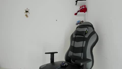 Alpha junior online show from 11.29.25