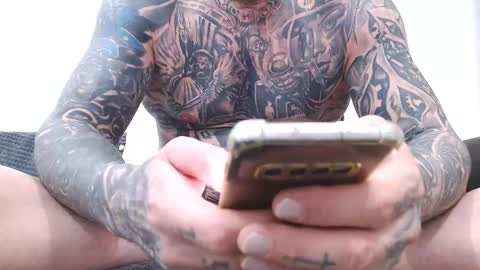 Snapshot of masterbigcock25 chatting on 01.29.25 FOLLOW ME ON   more material many video cum online show from 01.29.25