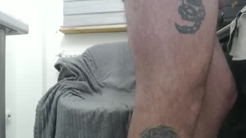 Snapshot of masterbigcock25 chatting on 10.19.25 FOLLOW ME ON   more material many video cum online show from 10.19.25