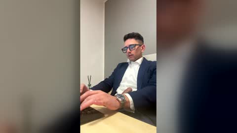 Snapshot of masterboss_fl chatting on 04.07.26 Master Boss online show from 04.07.26