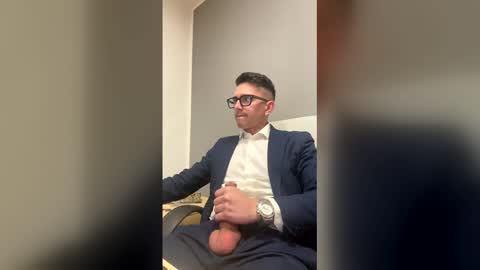 Snapshot of masterboss_fl chatting on 04.15.26 Master Boss online show from 04.15.26