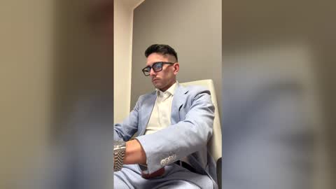 Snapshot of masterboss_fl chatting on 04.16.26 Master Boss online show from 04.16.26