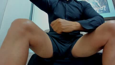 Snapshot of mastercumxxx chatting on 06.16.26 mastercumxxx online show from 06.16.26