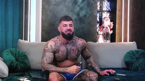 Snapshot of masterkingofmuscle chatting on 12.02.24 masterkingofmuscle online show from 12.02.24