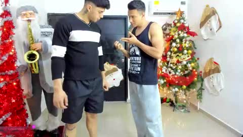 Team Cris Darwin- Fernando- Stiven- David online show from 12.22.25