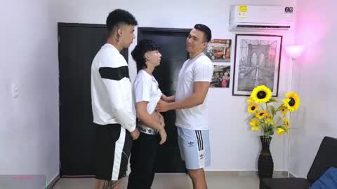 Team Cris Darwin- Fernando- Stiven- David online show from 04.19.26