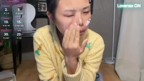 Snapshot of masubaby chatting on 04.30.26 SuSu online show from 04.30.26
