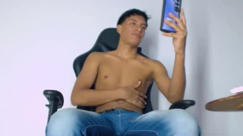 Snapshot of mateo600009 chatting on 02.14.26 matteo online show from 02.14.26