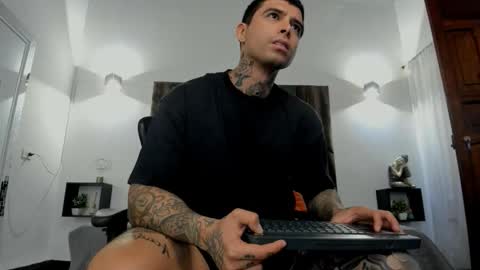 mateo_dilucajs1 online show from 11.29.25