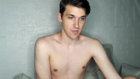Snapshot of mateo_zeus chatting on 12.27.24 mateo_zeus online show from 12.27.24