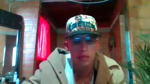 Snapshot of mateoxxxpor chatting on 11.09.25 alamora online show from 11.09.25