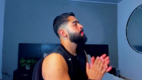 Snapshot of mathew_flintt chatting on 11.15.25 Mathew Flintt online show from 11.15.25