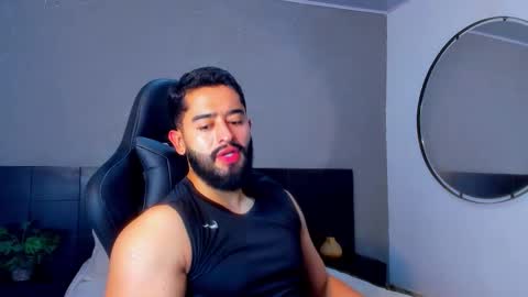 Snapshot of mathew_flintt chatting on 11.27.25 Mathew Flintt online show from 11.27.25