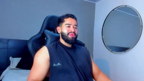 Snapshot of mathew_flintt chatting on 11.30.25 Mathew Flintt online show from 11.30.25