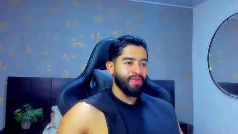 Snapshot of mathew_flintt chatting on 12.14.25 Mathew Flintt online show from 12.14.25