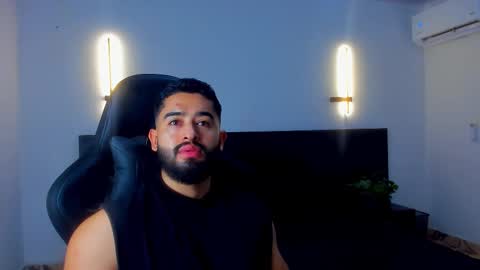 Snapshot of mathew_flintt chatting on 03.27.26 Mathew Flintt online show from 03.27.26