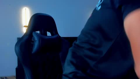 Snapshot of mathew_flintt chatting on 04.01.26 Mathew Flintt online show from 04.01.26