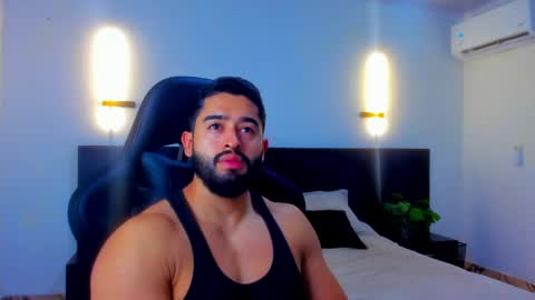 Snapshot of mathew_flintt chatting on 04.12.26 Mathew Flintt online show from 04.12.26