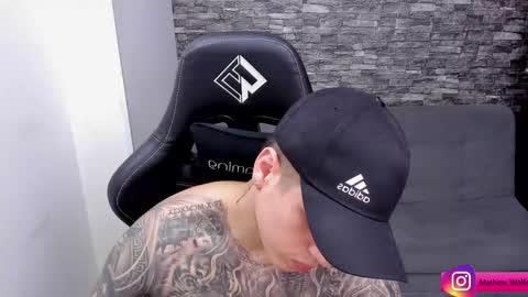 Mathew Independent model online show from 11.28.25