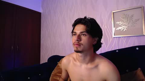 Mathew online show from 12.21.25