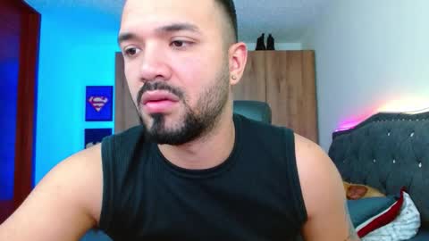 mathewhot3 online show from 11.17.25