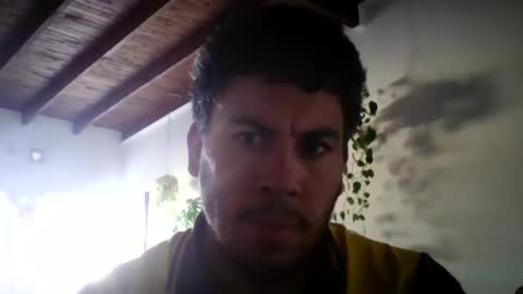 Snapshot of matifolk chatting on 10.31.25 matifolk online show from 10.31.25