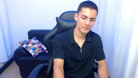 Snapshot of matiius18 chatting on 02.06.26 Matias online show from 02.06.26