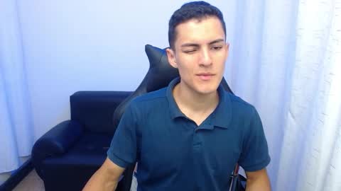 Snapshot of matiius18 chatting on 02.22.26 Matias online show from 02.22.26