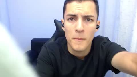 Snapshot of matiius18 chatting on 02.24.26 Matias online show from 02.24.26