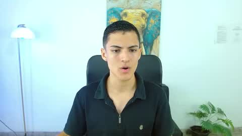 Snapshot of matiius18 chatting on 04.14.26 Matias online show from 04.14.26