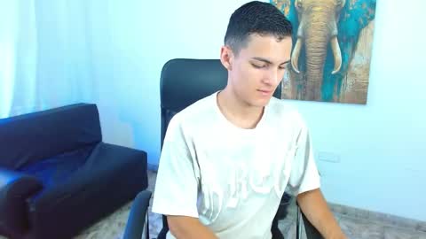 Snapshot of matiius18 chatting on 04.28.26 Matias online show from 04.28.26