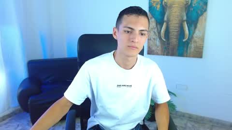 Snapshot of matiius18 chatting on 05.14.26 Matias online show from 05.14.26