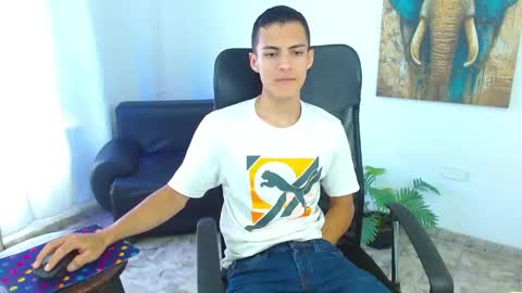 Snapshot of matiius18 chatting on 05.18.26 Matias online show from 05.18.26