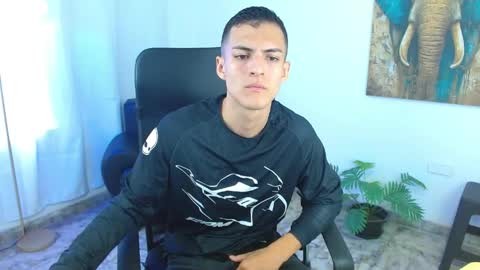 Snapshot of matiius18 chatting on 05.22.26 Matias online show from 05.22.26