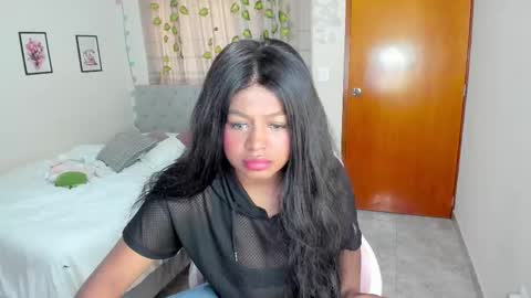 Daniela online show from 11.06.25