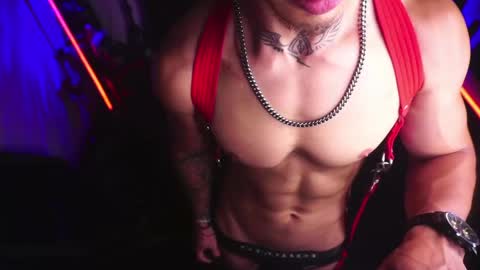 Snapshot of matiusdf chatting on 04.19.26 matius online show from 04.19.26