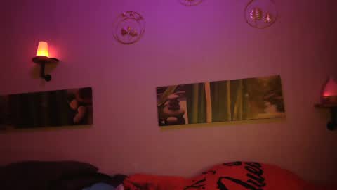 Snapshot of matrike1 chatting on 01.28.25 matrike1 online show from 01.28.25