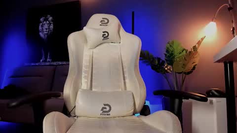 Snapshot of matt_thestud chatting on 02.12.26 Matt online show from 02.12.26