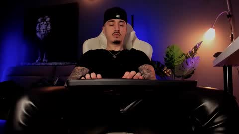 Snapshot of matt_thestud chatting on 03.07.26 Matt online show from 03.07.26