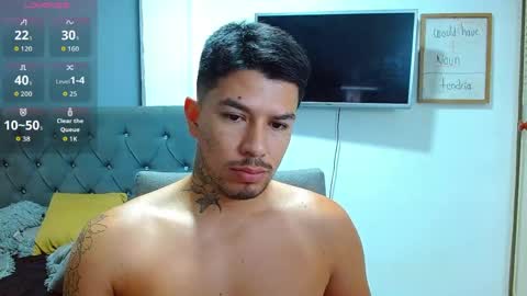 Snapshot of matteo_rreal chatting on 05.25.26 MATTEO online show from 05.25.26
