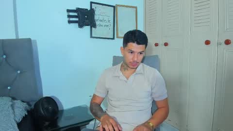 Snapshot of matteo_rreal chatting on 05.28.26 MATTEO online show from 05.28.26