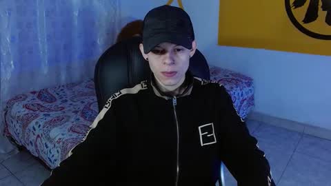 Snapshot of matthewboy_ chatting on 12.09.24 MatthewBoy online show from 12.09.24