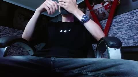 Snapshot of matthewboy_ chatting on 03.07.25 MatthewBoy online show from 03.07.25