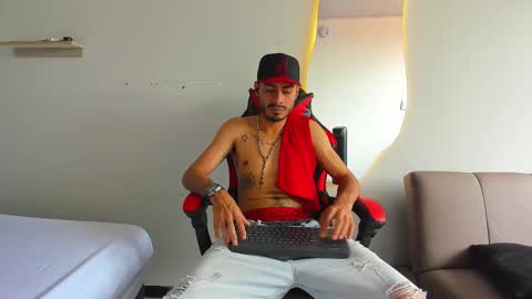 Snapshot of matthewcullenn chatting on 01.06.26 Matthew online show from 01.06.26