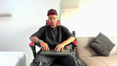 Snapshot of matthewcullenn chatting on 01.10.26 Matthew online show from 01.10.26