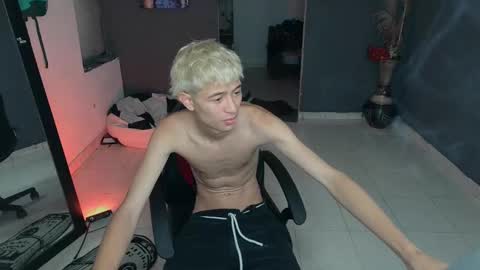 mattias     online show from 03.10.25