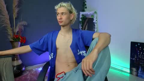 mattias     online show from 10.18.25